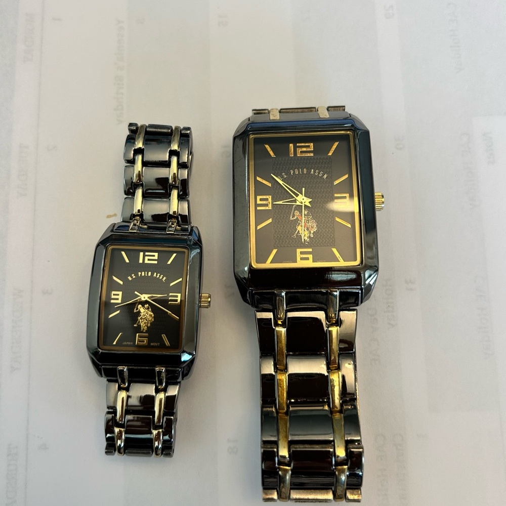Gold and Black Watch Set